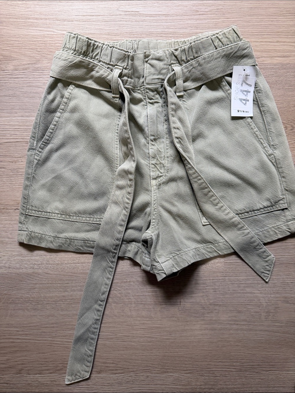 AG Kai Paperbag Waist Short size 26